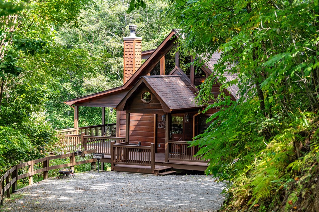 469 Mountain High Drive