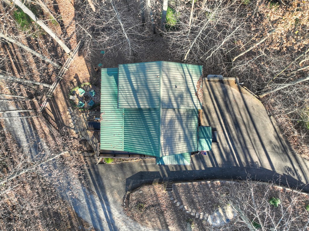 22 Running Bear Ridge