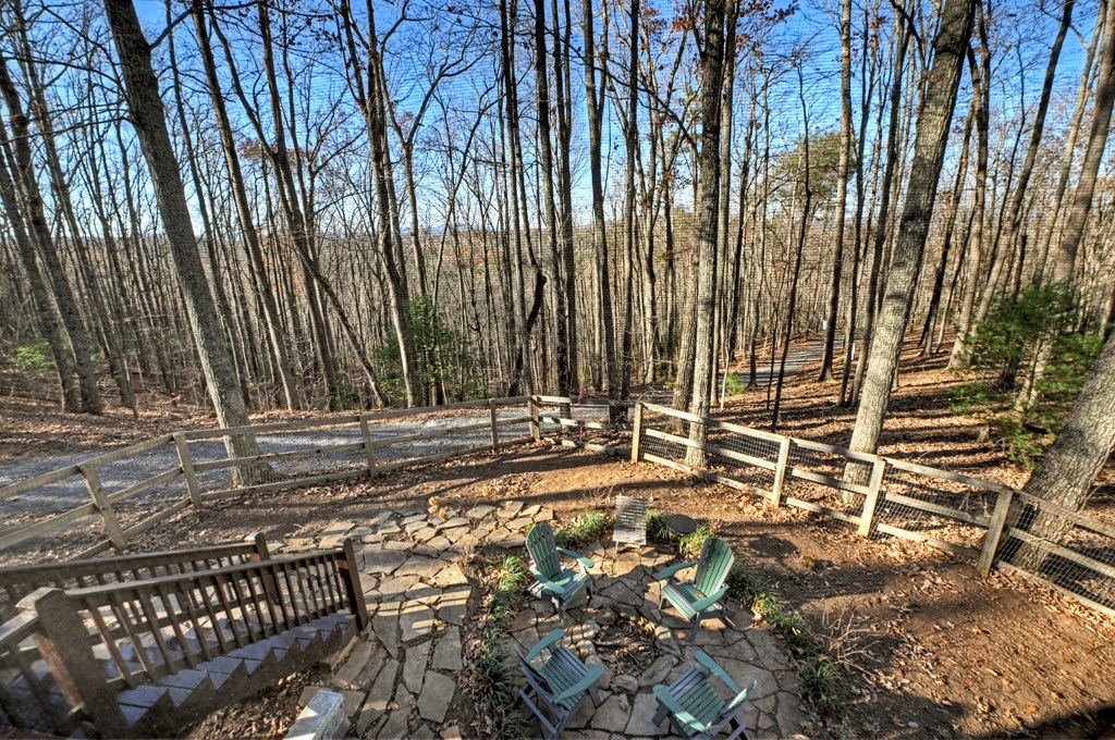 22 Running Bear Ridge