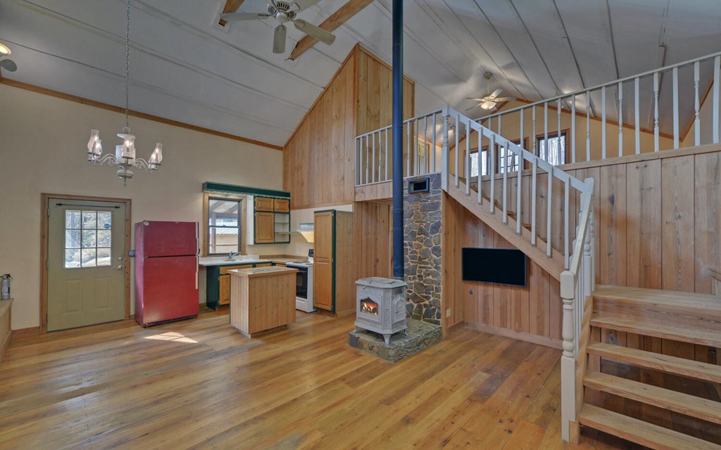 433 Valley Drive