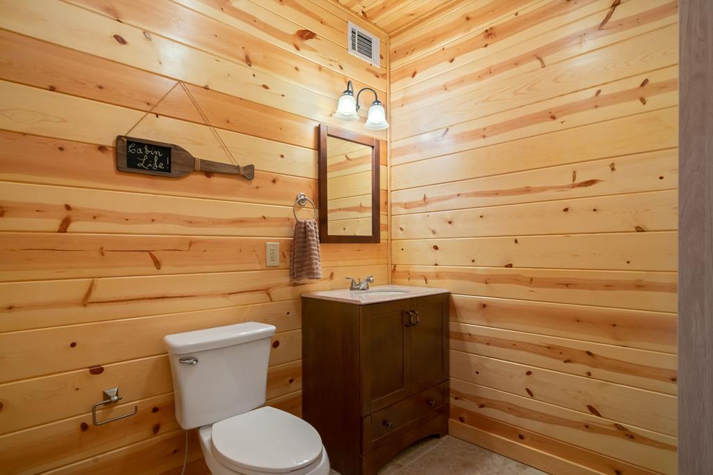 541 Little Bushy Head Road