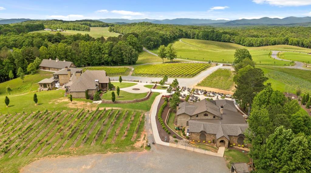 2468 Twisted Oak Road