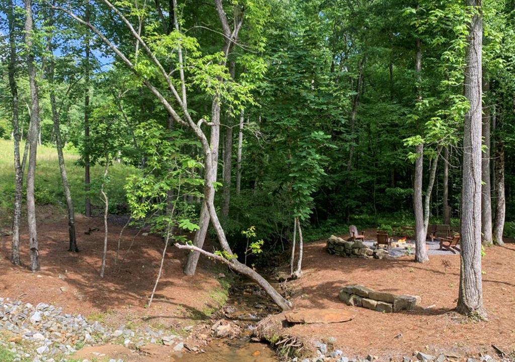 2468 Twisted Oak Road