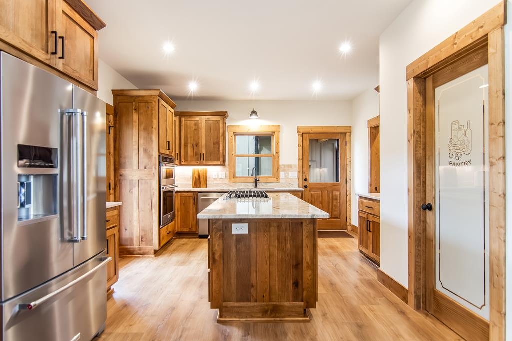 2468 Twisted Oak Road