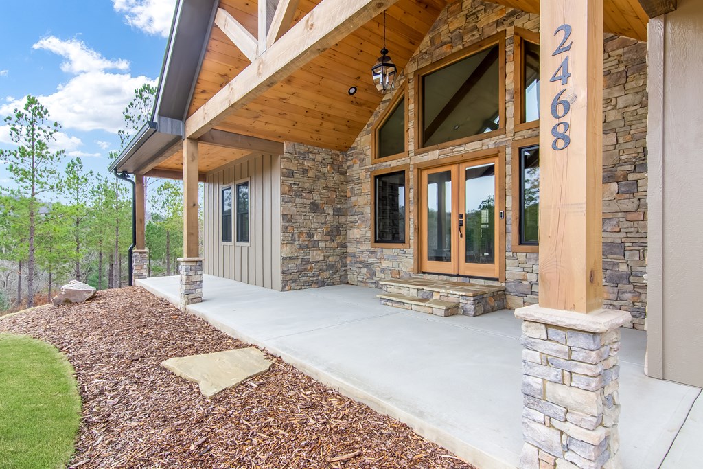 2468 Twisted Oak Road