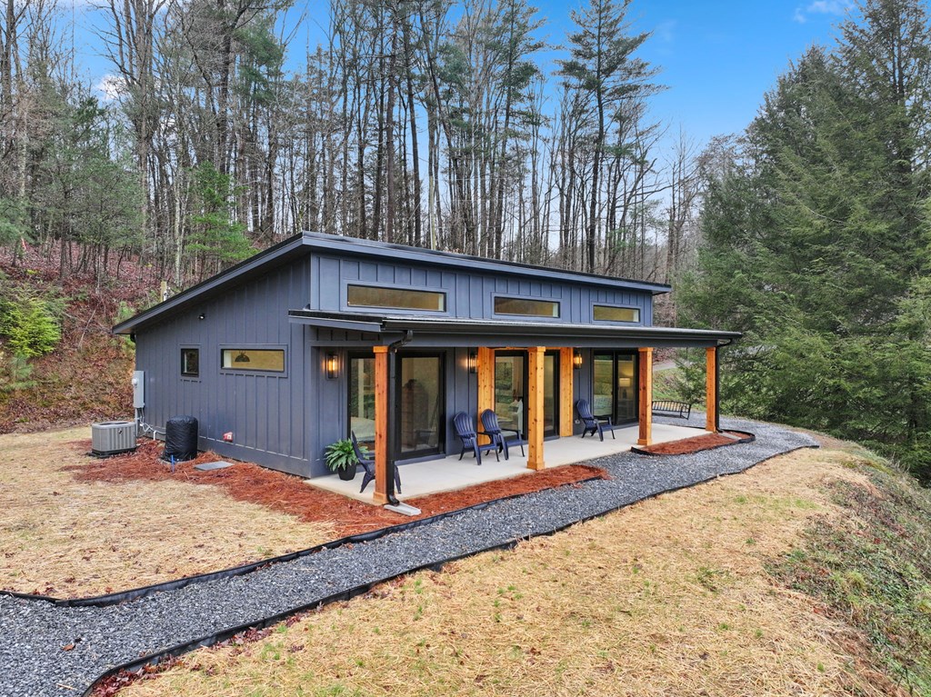 88 Dale Valley Circle