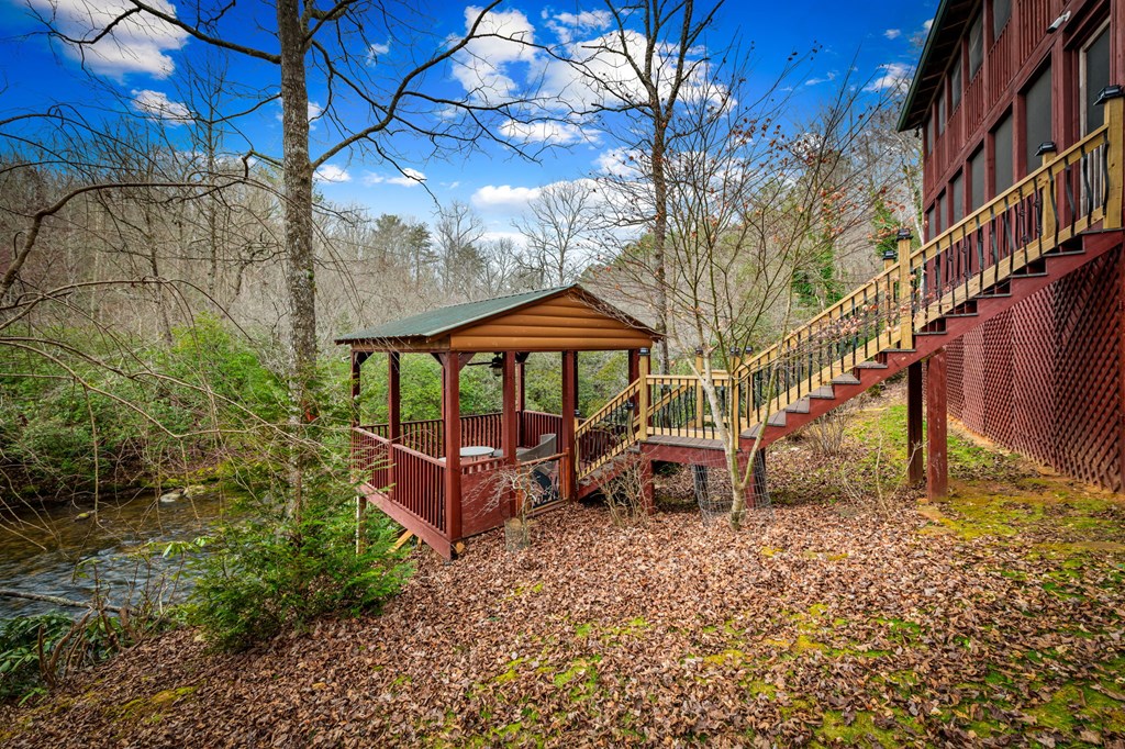 120 North Riverview Ln