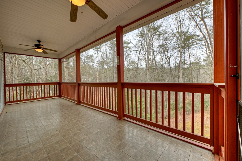 220 Oak Ridge Lane