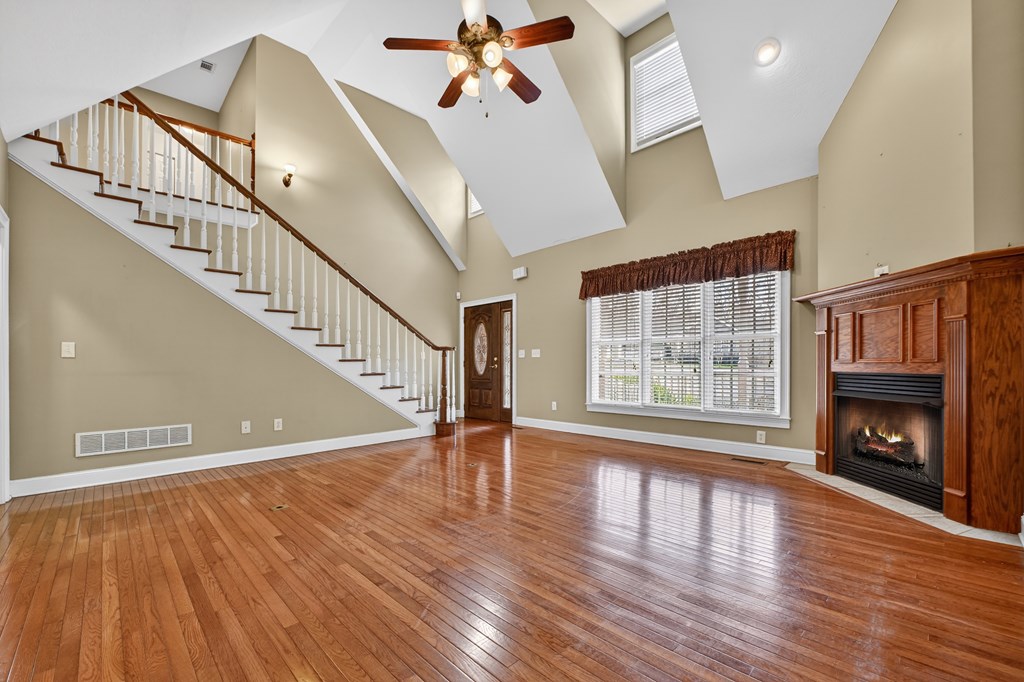 220 Oak Ridge Lane
