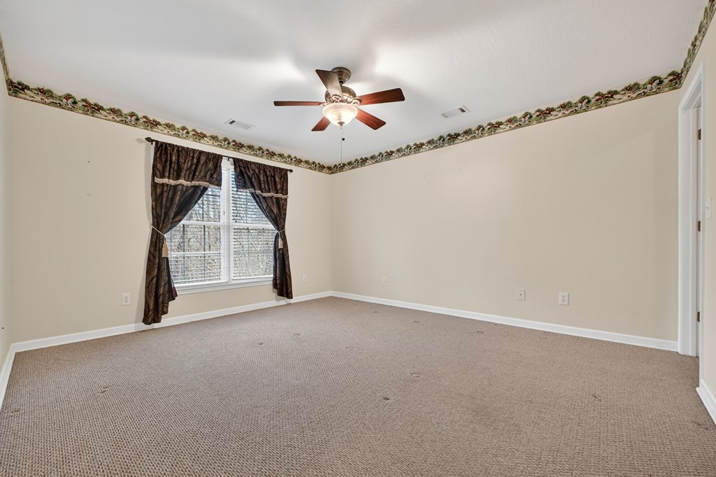 220 Oak Ridge Lane