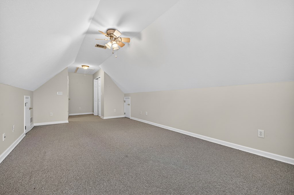 220 Oak Ridge Lane