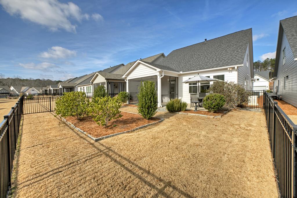 201 Mountain Boulevard