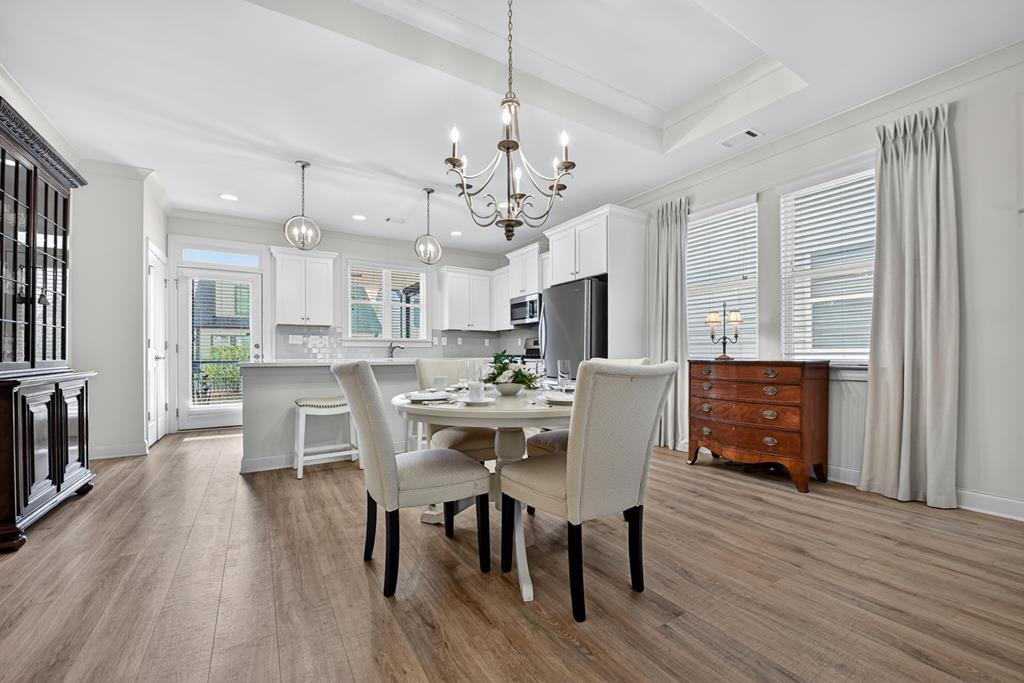 201 Mountain Boulevard