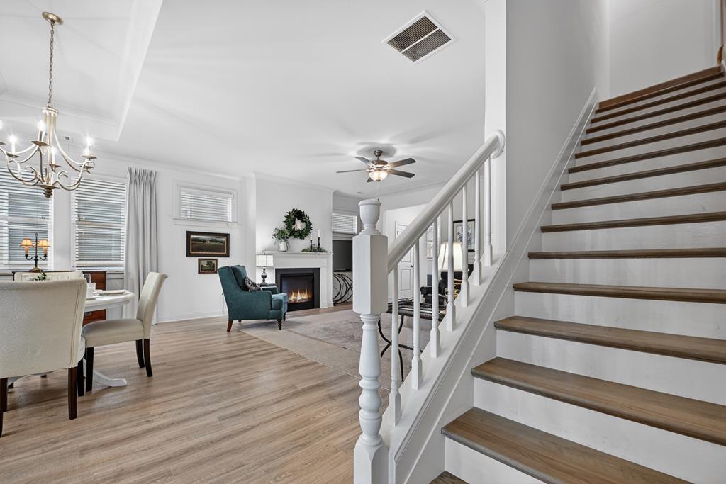 201 Mountain Boulevard