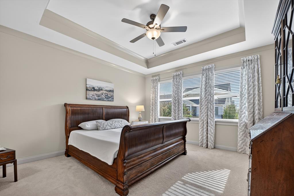 201 Mountain Boulevard