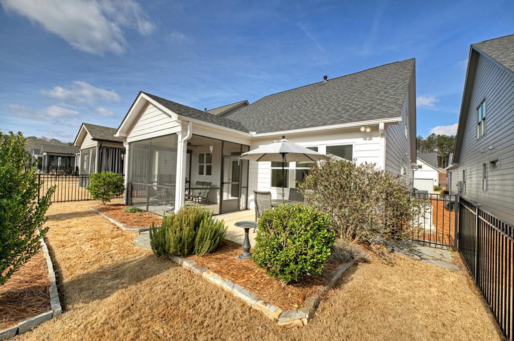 201 Mountain Boulevard