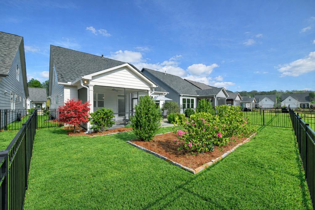 201 Mountain Boulevard