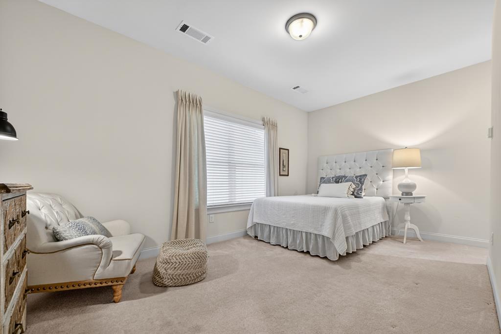 201 Mountain Boulevard