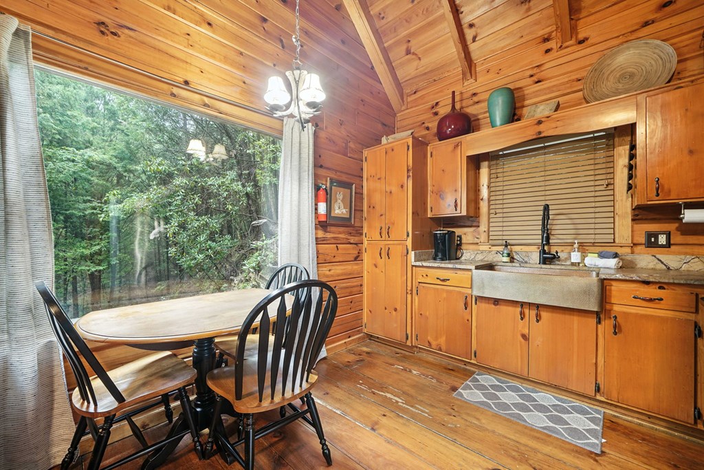 425 River Bend Court