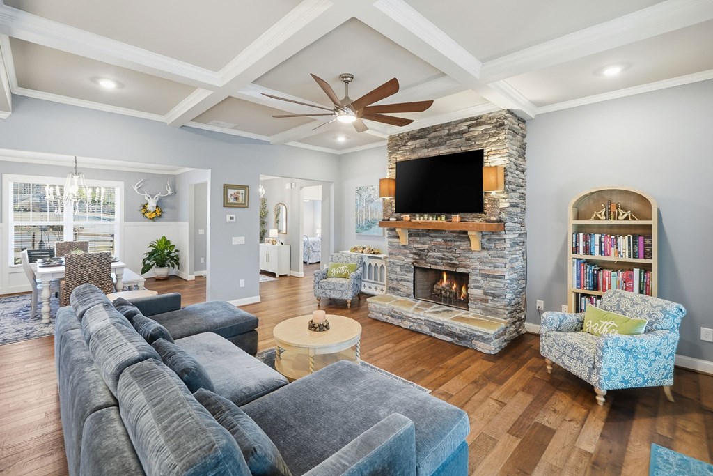 218 Highland Pointe Drive