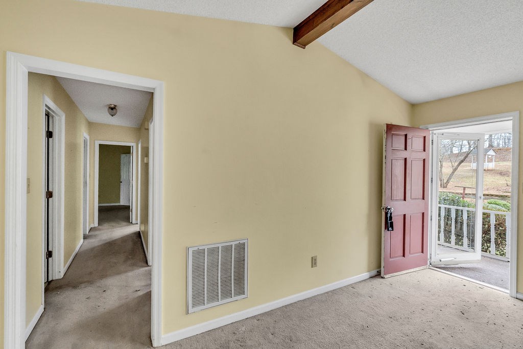 5300 Yellow Creek Road