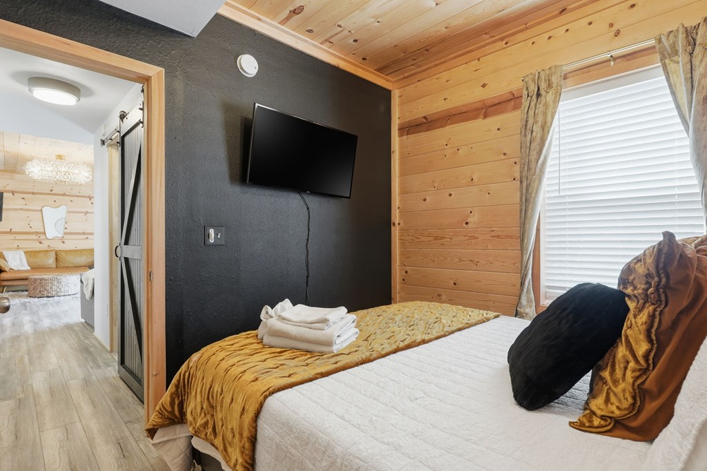 861 Little Rock Creek