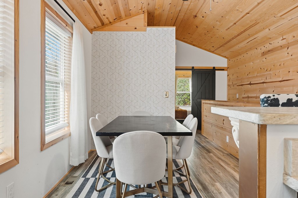 861 Little Rock Creek