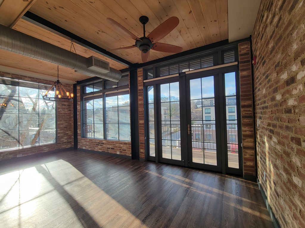 550 East Main Street #2