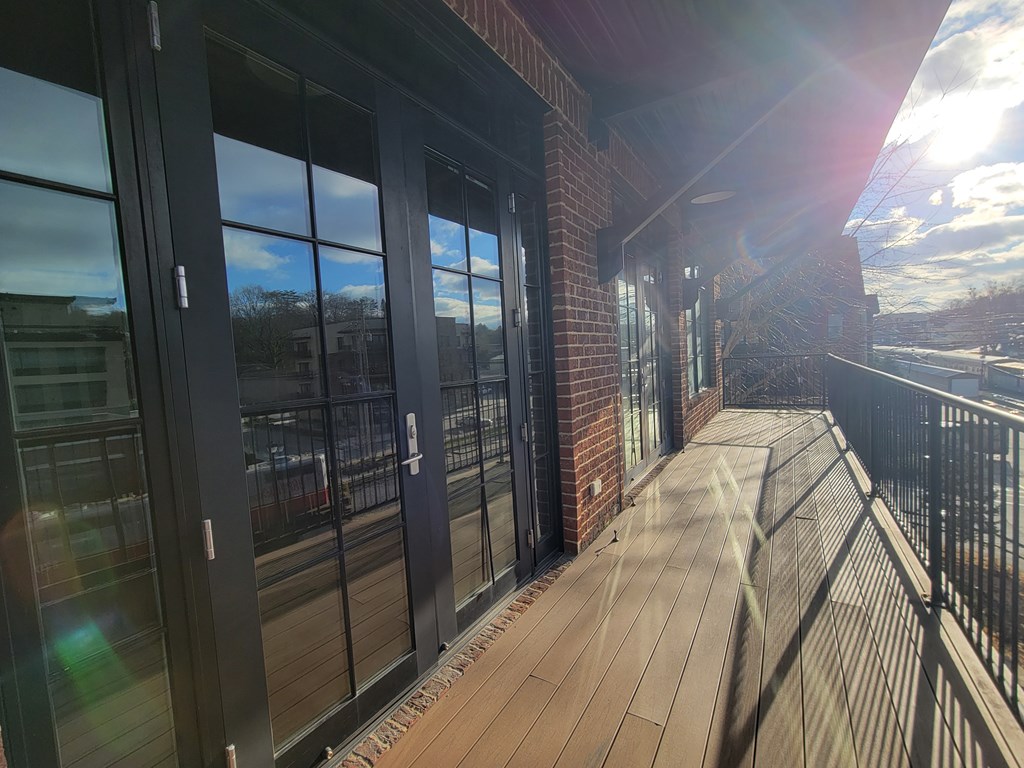 550 East Main Street #2