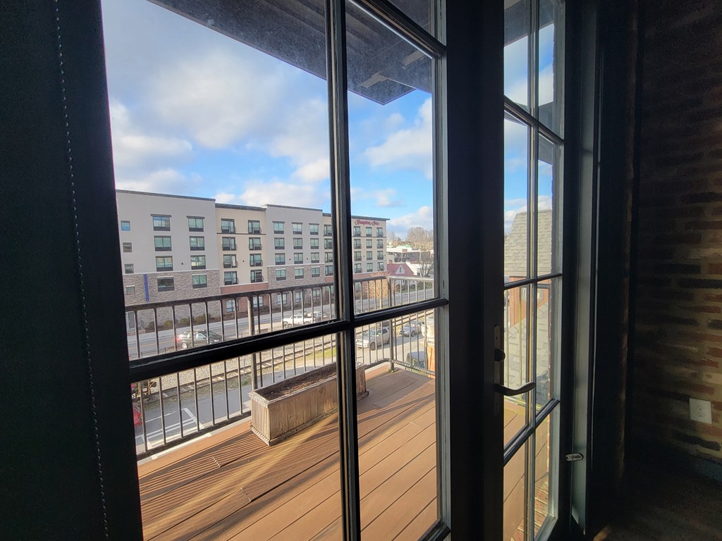 550 East Main Street #2