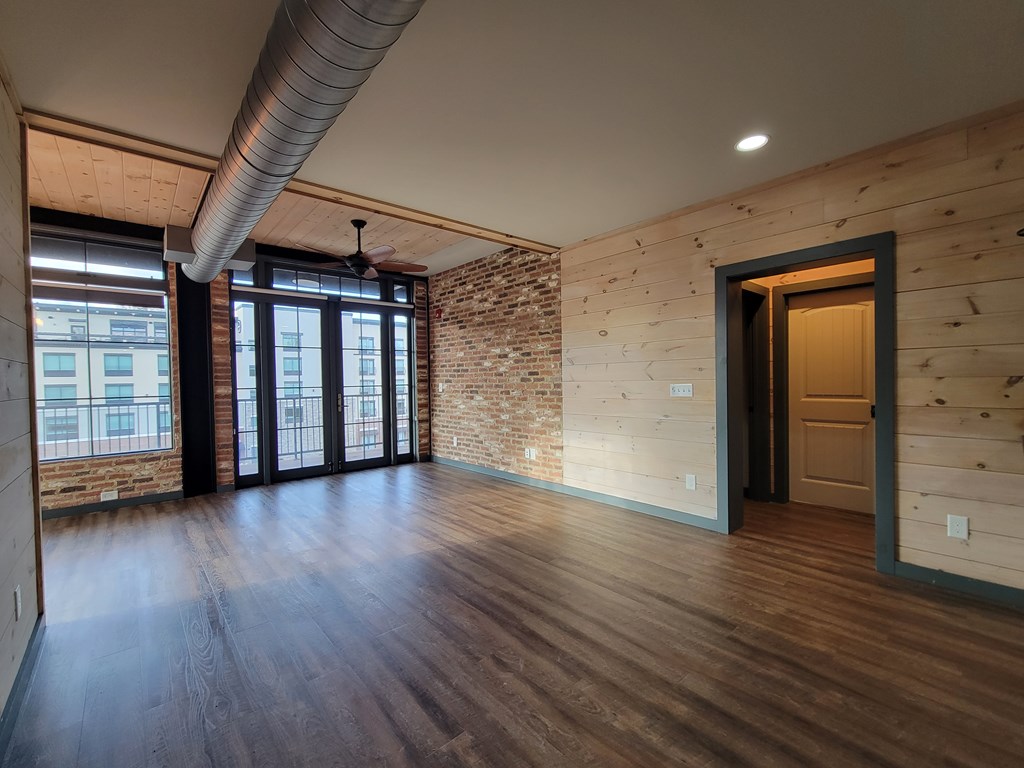 550 East Main Street #2