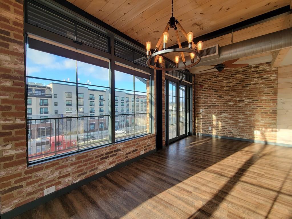 550 East Main Street #2