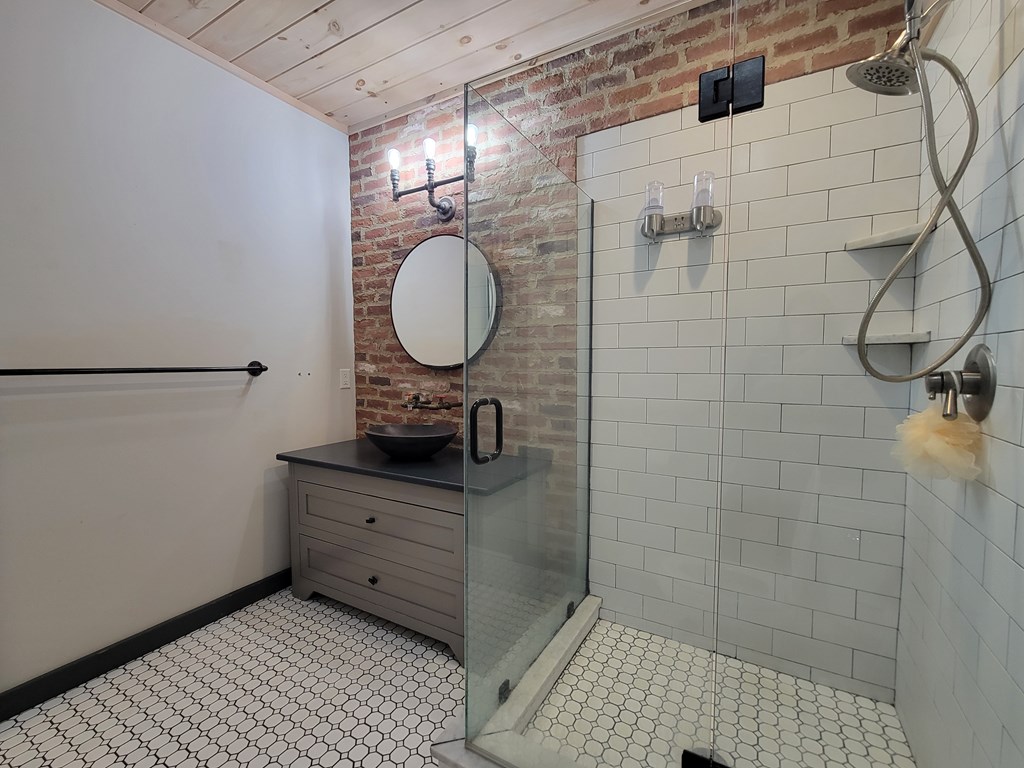 550 East Main Street #2