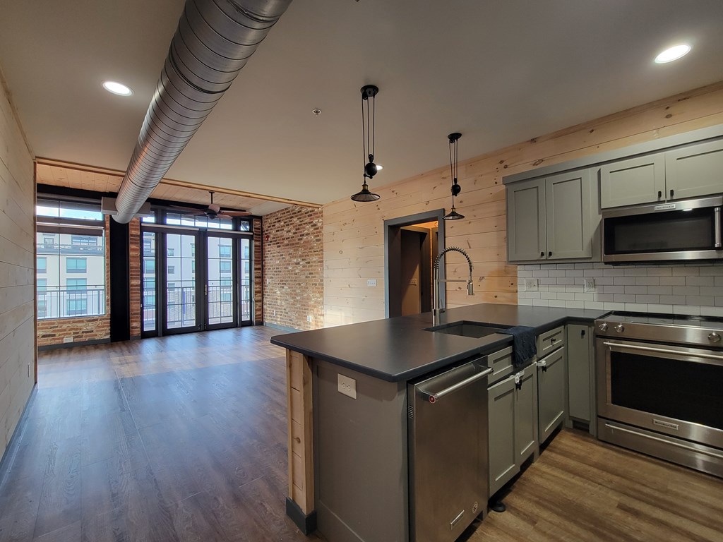 550 East Main Street #2