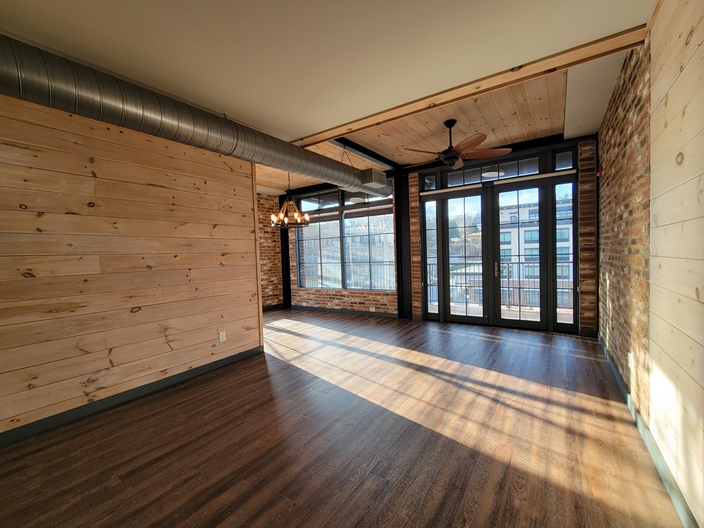 550 East Main Street #2