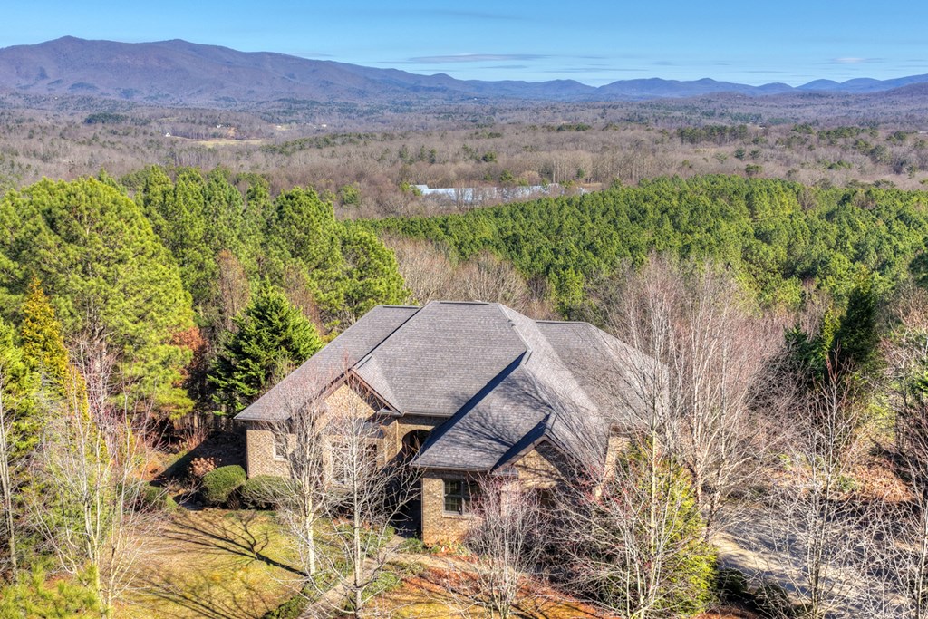 100 Fox Paw Leaf Court