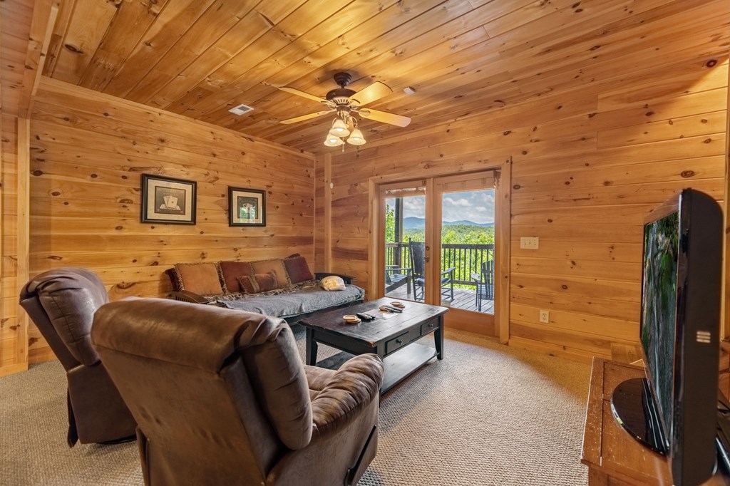 469 Mountain High Drive