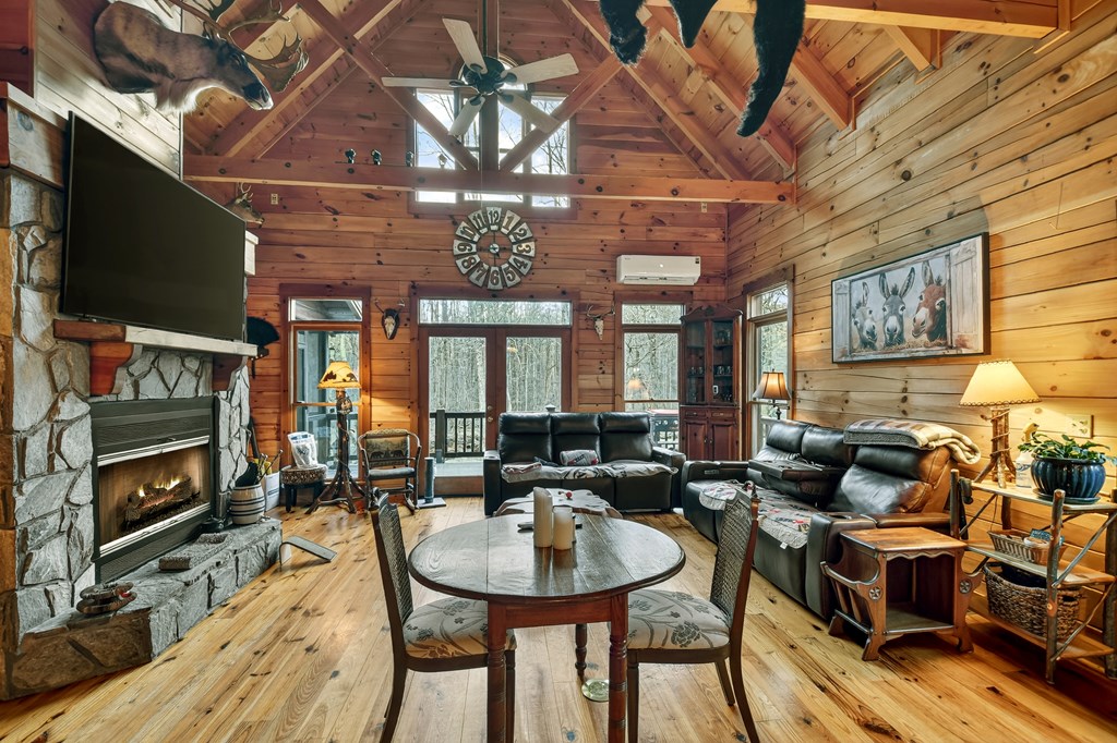 222 Grouse Lane