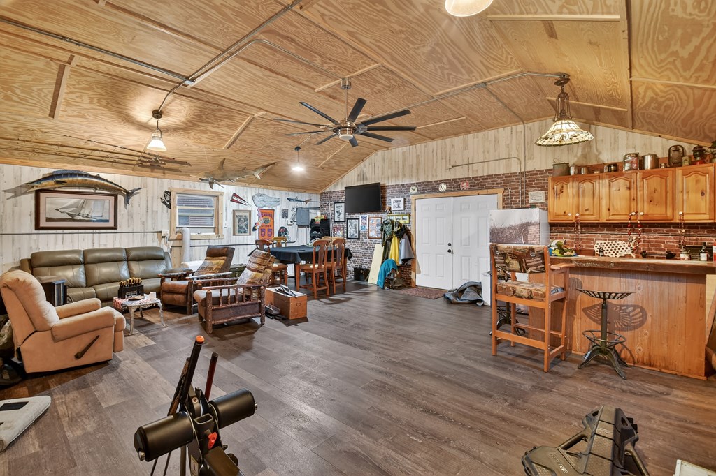 222 Grouse Lane