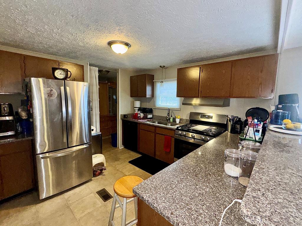 424 Mountain Oak Trail