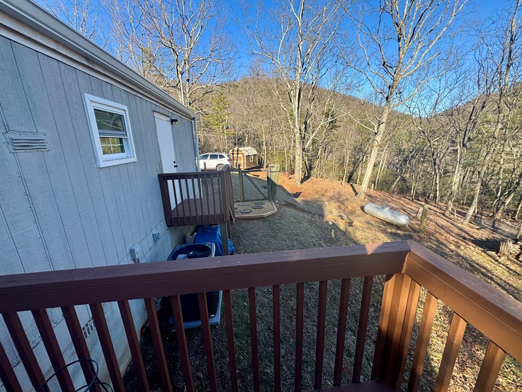 424 Mountain Oak Trail