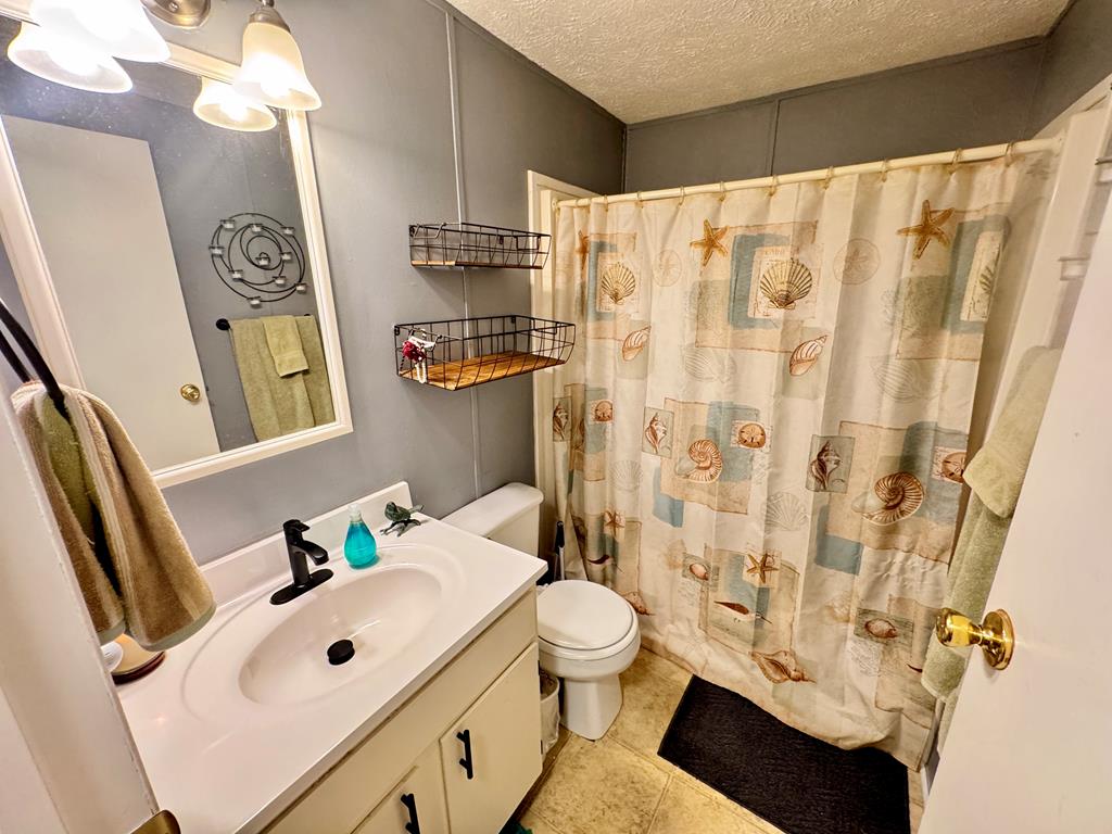 424 Mountain Oak Trail