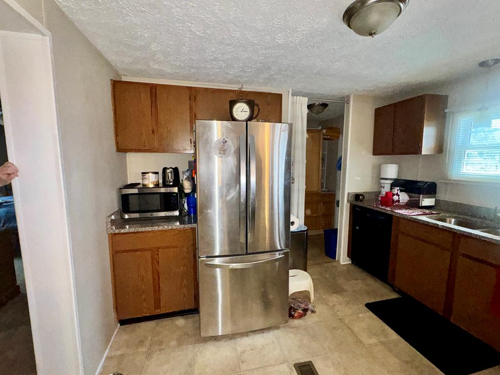 424 Mountain Oak Trail