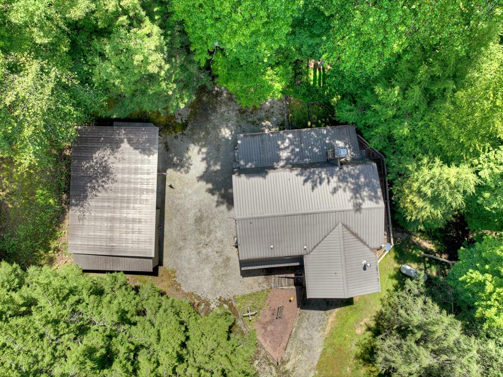 1048 Laurel Trail