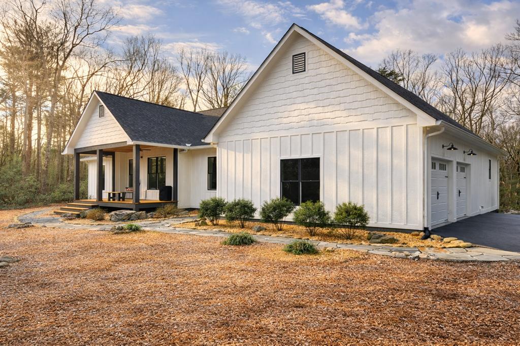 29 Robert Drive