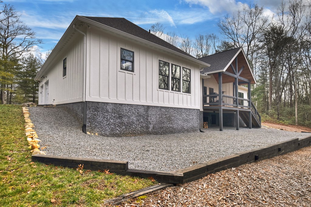 29 Robert Drive