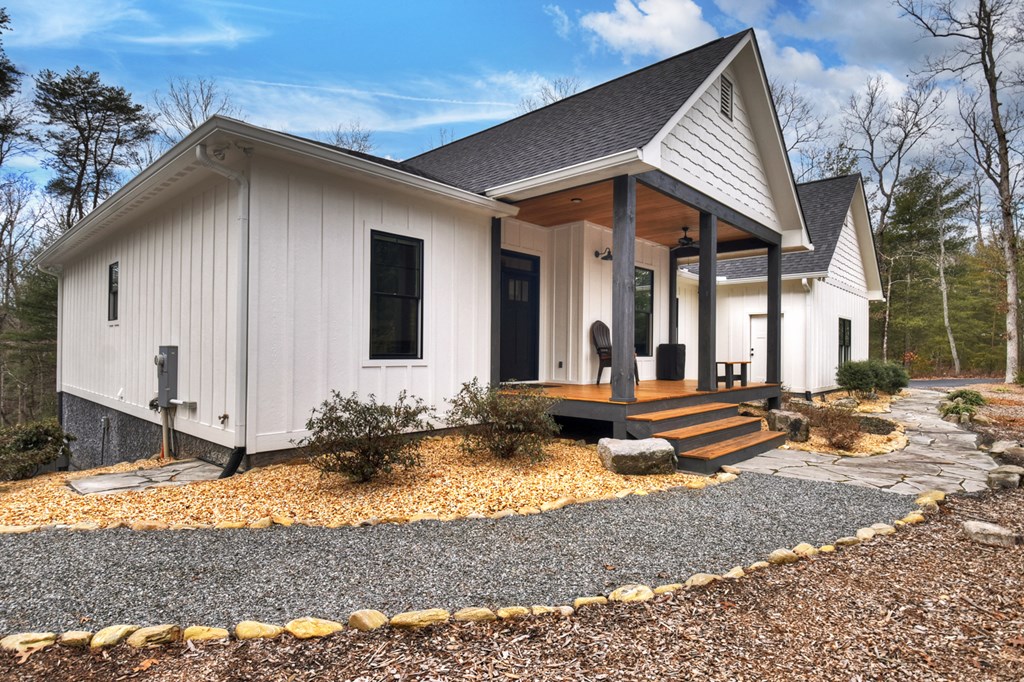 29 Robert Drive