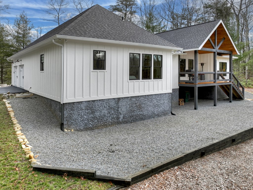 29 Robert Drive