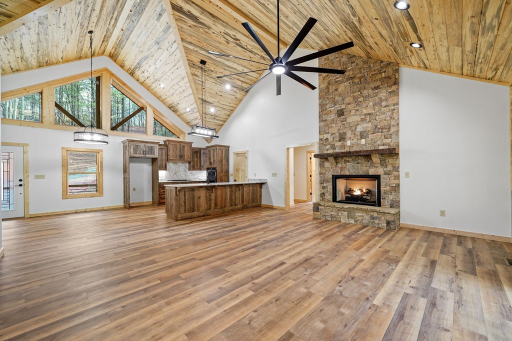 641 Bryant Farm Lane