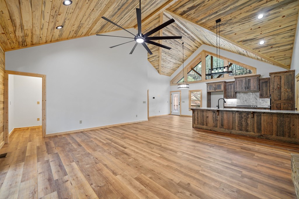 641 Bryant Farm Lane